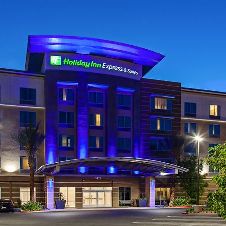 Holiday Inn Express&Suites Anaheim Resort Area, an IHG Hotel Exterior foto